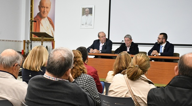 Conferencia de Pasqual Llus Segura_1