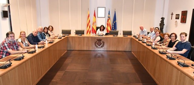 Reuni de la regidora de Participaci amb representants venals