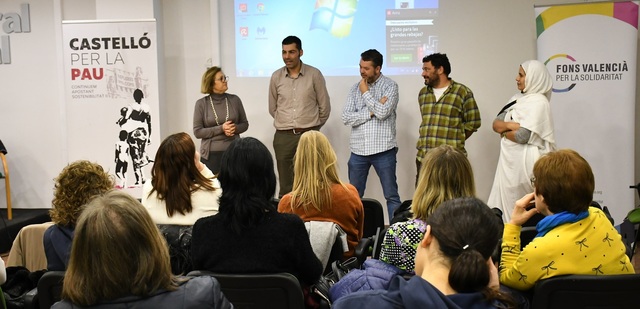 Proyeccin del documental dentro de la campaa Castell per la Pau