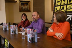 Presentaci de "Mil ramos de flores no son suficientes", de Luis Aleixandre