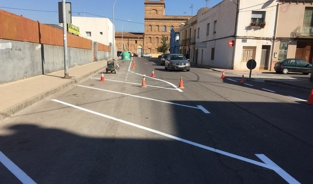 Nou aparcament en espiga al carrer Cord