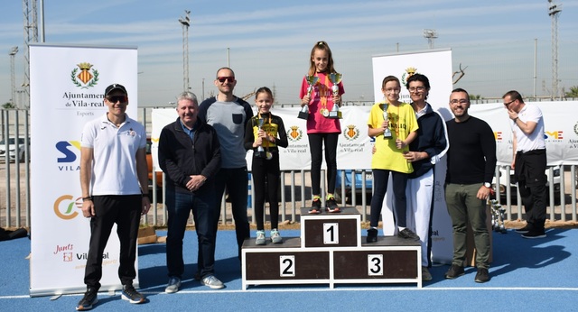 Campeonato de atletismo del Multiesport Escolar en la CEM