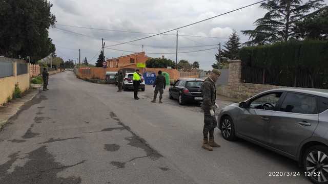 El Ejrcito colabora con la Polica Local y Nacional en la vigilancia de zonas industriales y agrcolas durante el estado de alarma _2