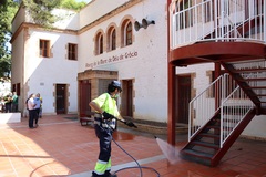 Visita al albergue municipal, acondicionado para temporeros frente a la COVID-19_1