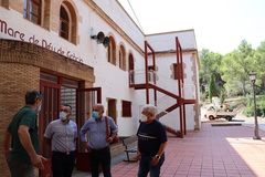 Visita al albergue municipal, acondicionado para temporeros frente a la COVID-19_2