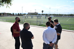 El alcalde visita las instalaciones deportivas reabiertas con los protocolos por la COVID-19