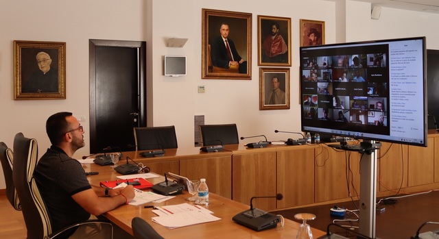 El alcalde, durante el pleno de la asociacin Red Innpulso