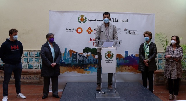 Presentacin del programa de reparto de vales de alimentacin para familias vulnerables