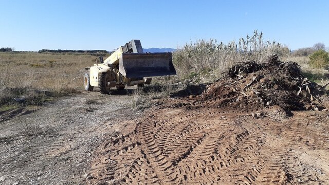 Retirada de escombros en el Mijares_1