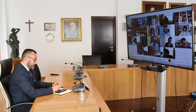 Reunió telemàtica amb el president de la Generalitat per a abordar el pla de vacunació contra la covid-19