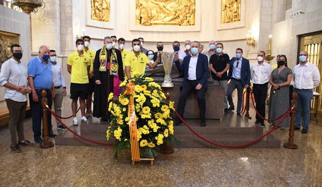 Ofrenda del Villarreal CF a San Pascual