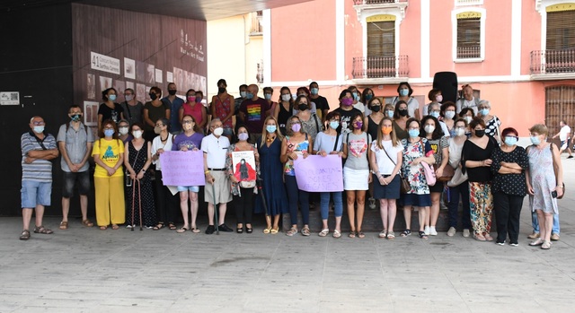 Concentraci en defensa del poble afgans davant la crisi humanitria al pas