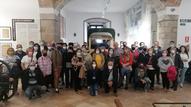 Visita de la Federaci d'Associacions de Vens al Museu de la Impremta de Valncia