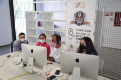 Primera edici del concurs de robtica virtual Amazon Challenge_1