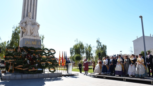 Imatge d'arxiu de l'homenatge al fundador de la ciutat, el rei Jaume I