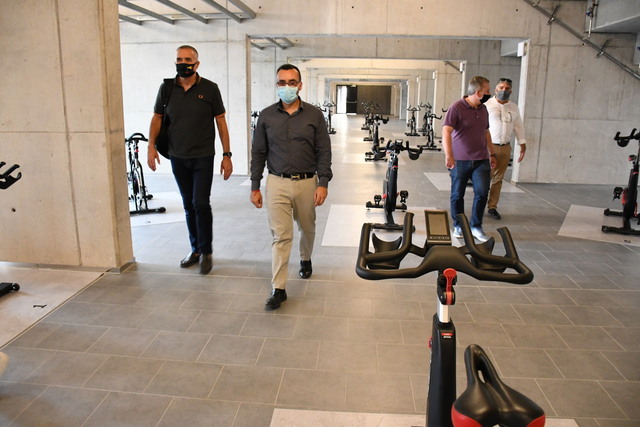 Imatge d'arxiu d'una visita de l'alcalde al Centre de Tecnificaci Esportiva 