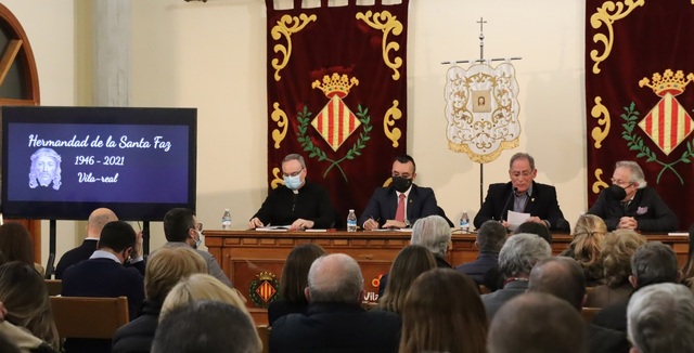 Presentacin del libro del 75 aniversario de la Hermandad de la Santa Faz