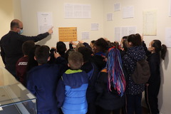 Visitas escolares a la exposicin sobre el compositor Jos Goterris