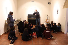 Visitas escolares a la exposicin sobre el compositor Jos Goterris_2
