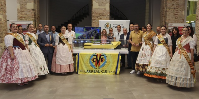 Exposici de la maqueta del nou Estadi de la Cermica al Gran Casino