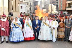 Ofrenda y hoguera de San Pascual_1