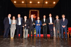 Entrega de la Medalla de Oro a Pau Torres, Sebastin Mora y Jos Manuel Llaneza_4