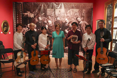 Visita del guitarrista japons Takeshi Tezuka i els seus alumnes a la sala Trrega del Museu de la Ciutat_1