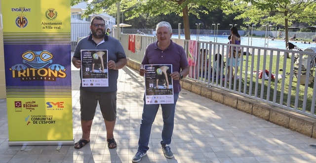 El concejal de Deportes y el presidente del Club Tritons de natacin adaptada