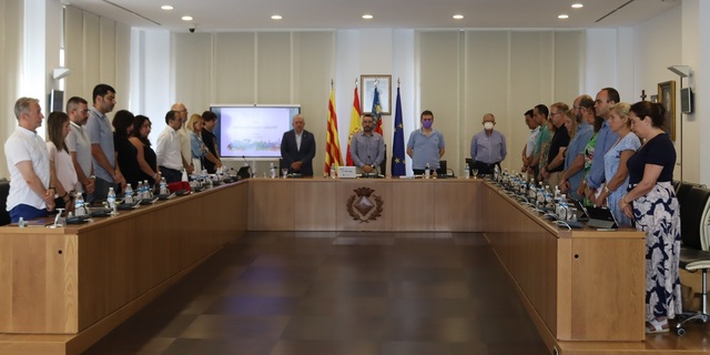 El Pleno guarda un minuto de silencio por Santiago Grisola
