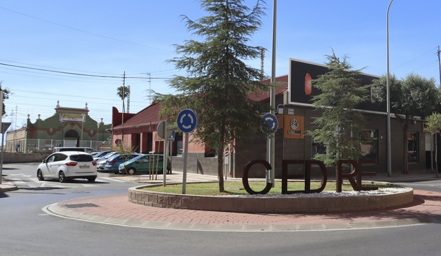 Avinguda Frana en l'encreuament amb l'avinguda Cedre