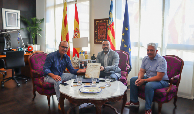 Benlloch felicita el periodista Ángel Báez pel seu nomenament com a director del periòdic Mediterráneo