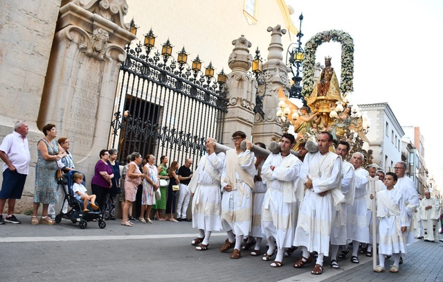 Procesin en honor a la Virgen de Gracia