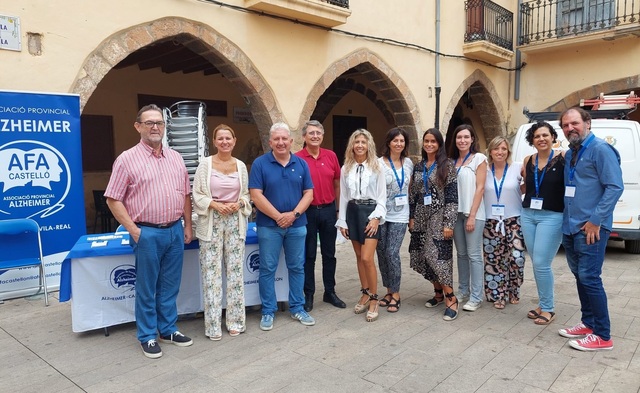 Mesa informativa d'AFA pel Dia Mundial de l'Alzheimer