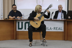 Inicio de las Conferencias Blancas con la ponencia sobre Francesc Trrega