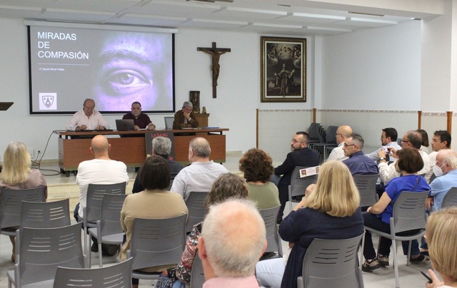 Charla formativa 'Miradas de compasin', del Padre David Oliver