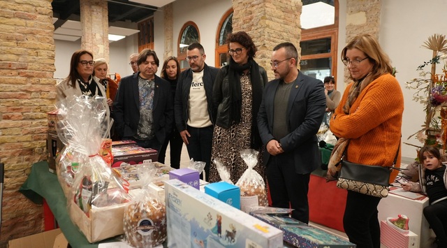 Inauguracin de la Feria del Regalo de Ucovi