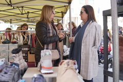 Feria Outlet de Ucovi en la plaza Mayor_3