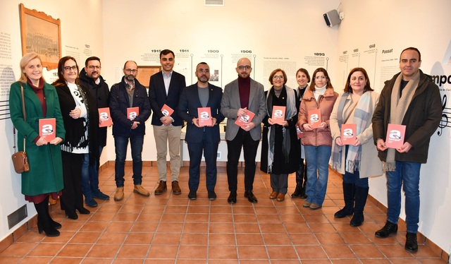 Inauguració de l'exposició 'A tempo' de la Unió Musical la Lira