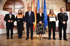 Entrega de la distincin al Mrito de Proteccin de Civil de la Generalitat 