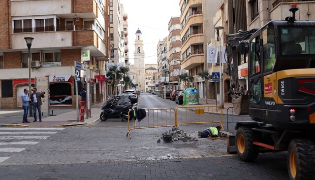 Obras para la mejora de la red de pluviales en la plaza Bayarri