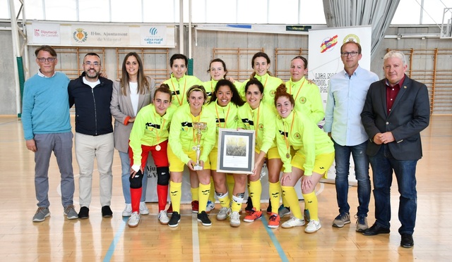 Campeonato de ftbol sala femenino para personas sordas