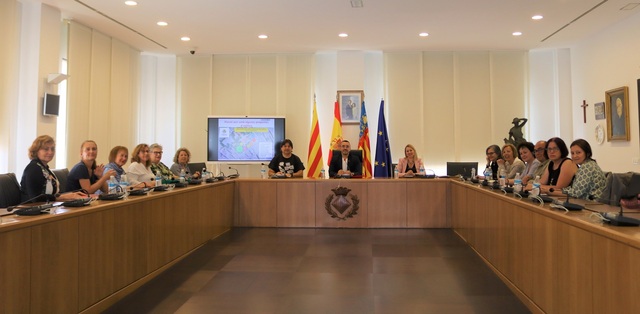 Reuni amb les entitats socials sobre el projecte inclusiu en els terrenys de la Fundaci Dolores Garca