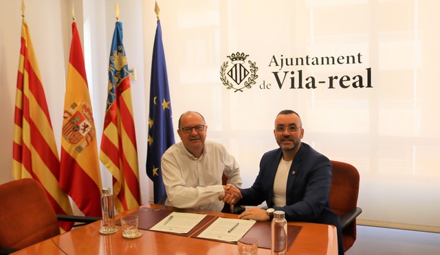 Jos Benlloch i Adolf Sanmartn signen el protocol de collaboraci per a l'adquisici de patrimoni municipal