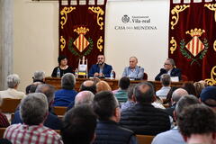 Presentaci del llibre '100 aos de ftbol', de Vicente Soro_3