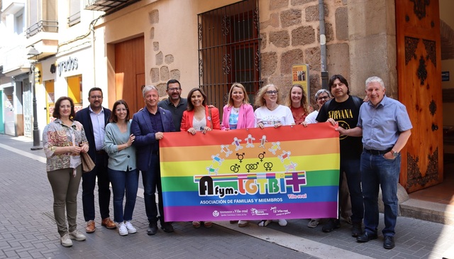 Pancarta con motivo del da del Orgullo LGTBI