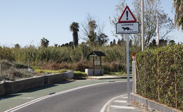 Senyal de presncia de lldries al paisatge protegit del Millars