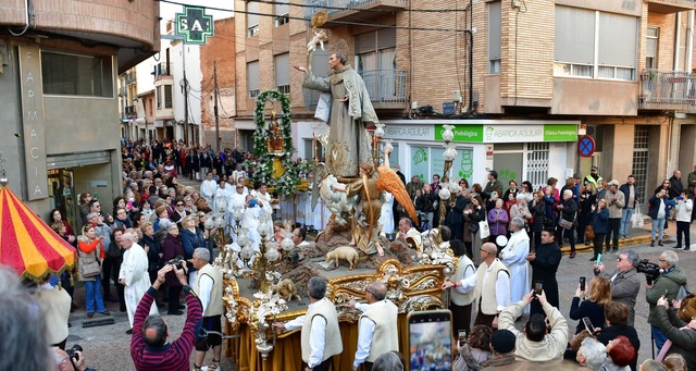 Recepcin y traslado de los patrones a la iglesia Arciprestal_5