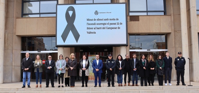 Minuto de silencio convocado por la FEMP en solidaridad con las vctimas del incendio de Campanar