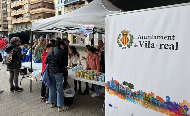 Fiesta del Bocadillo solidario del Consejo de Nios y Nias_4