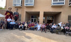 Visita dels gegants a la residncia de la tercera edat